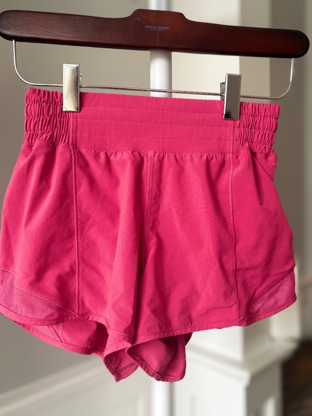 Lululemon Hotty Hot Shorts 2” Pink Size 2 High Rise Running